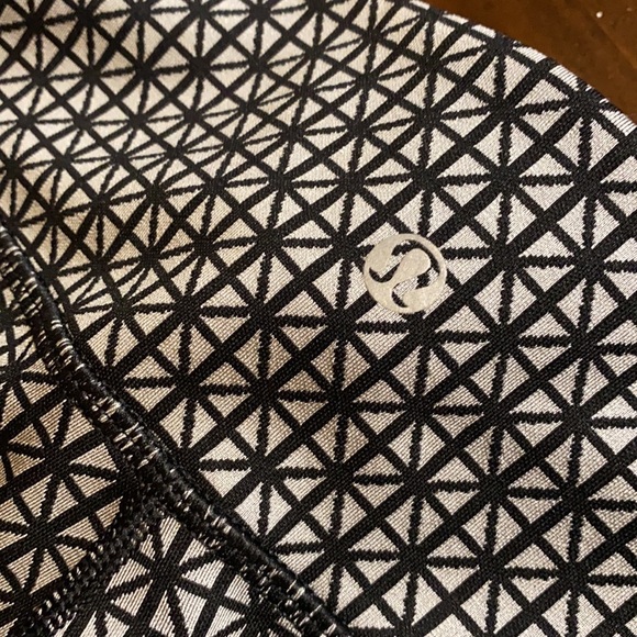 LULULEMON FULL LENGTH YOGA PANTS🌙 - Picture 14 of 14